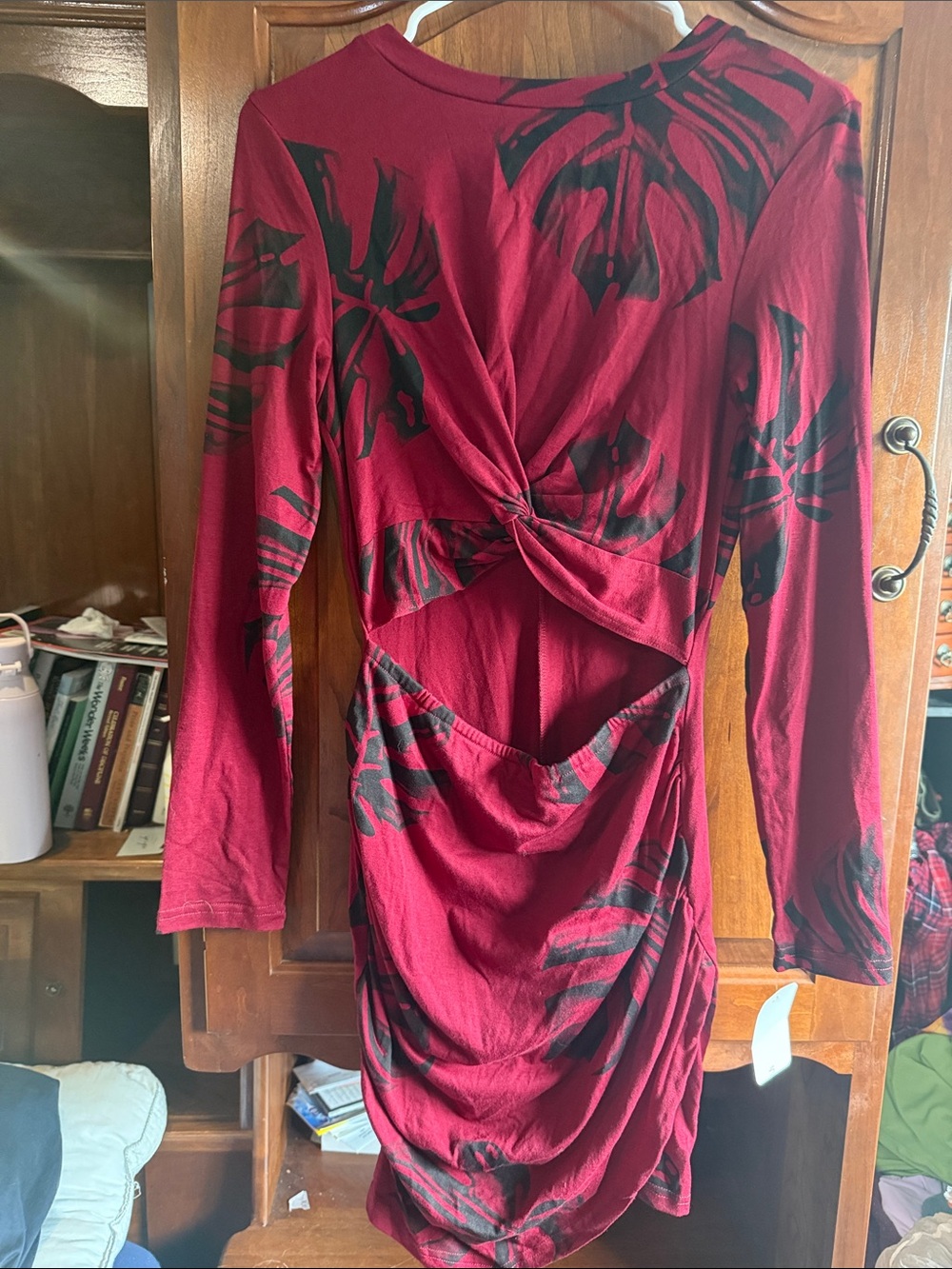 Red Twist-Front Long Sleeve Cutout Dress - Unbranded